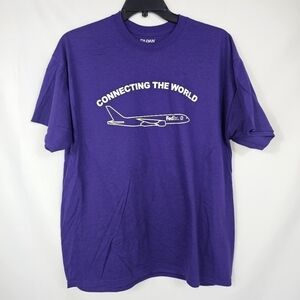 FedEx Connecting the World Purple Gildan Tee Cotton/Polyester Blend NWOT‎